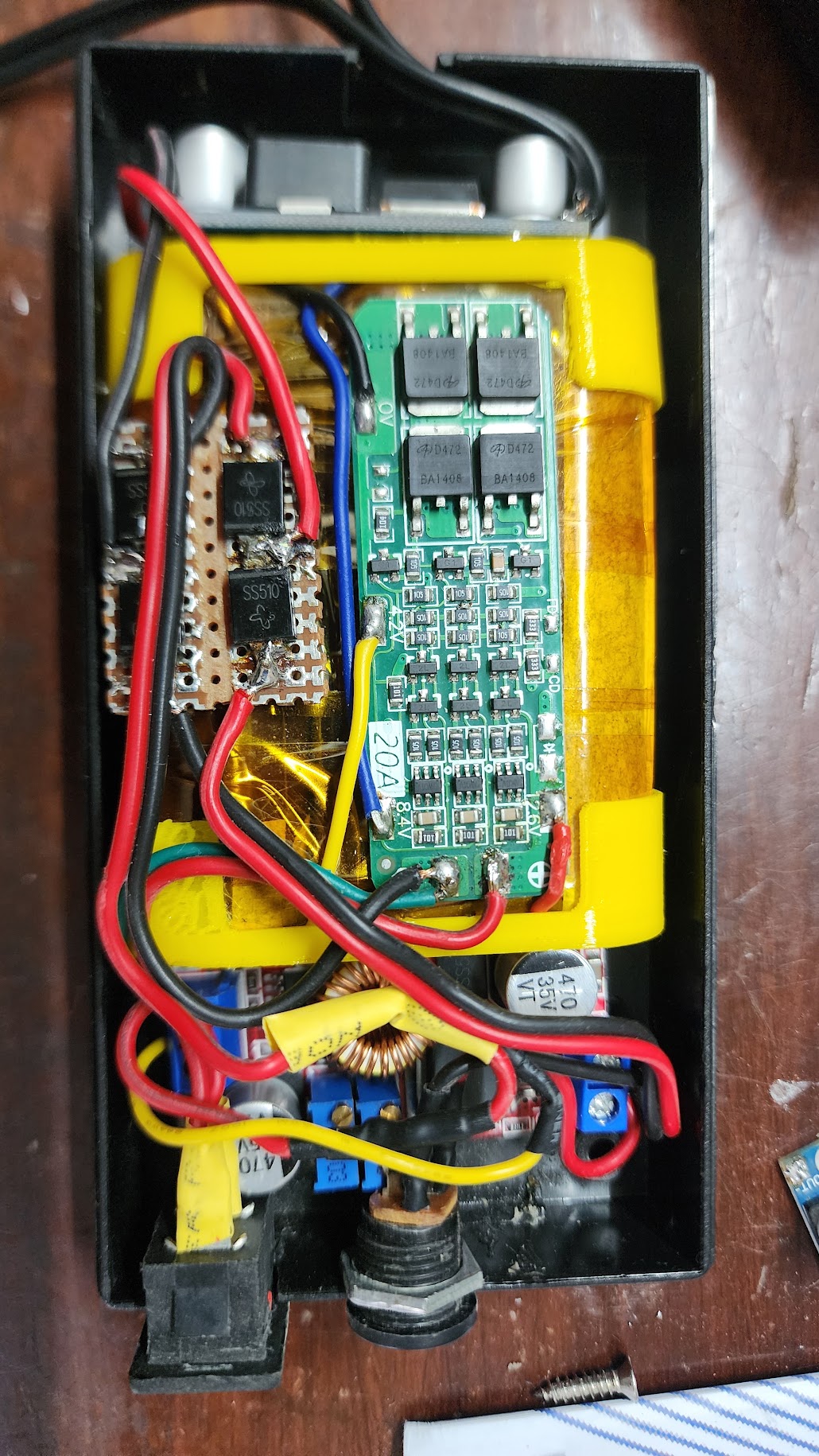 12V UPS